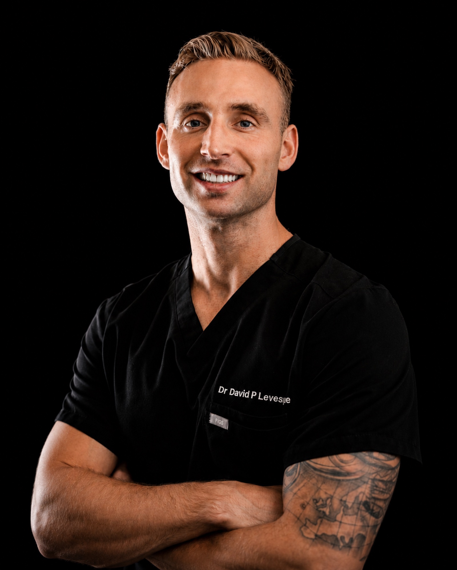 Dr David Perrault-Lévesque, professional portrait in clinical uniform